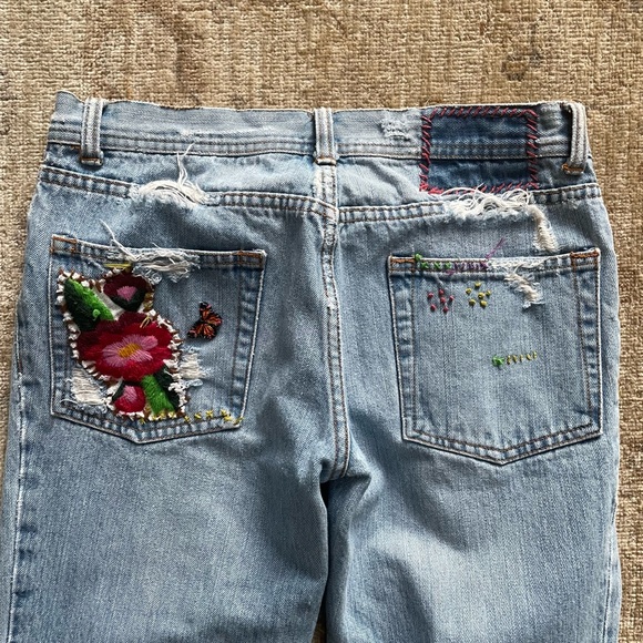 Free People Distressed Low Rise Straight Leg Embroidered Jeans, Size 26 - Picture 11 of 11
